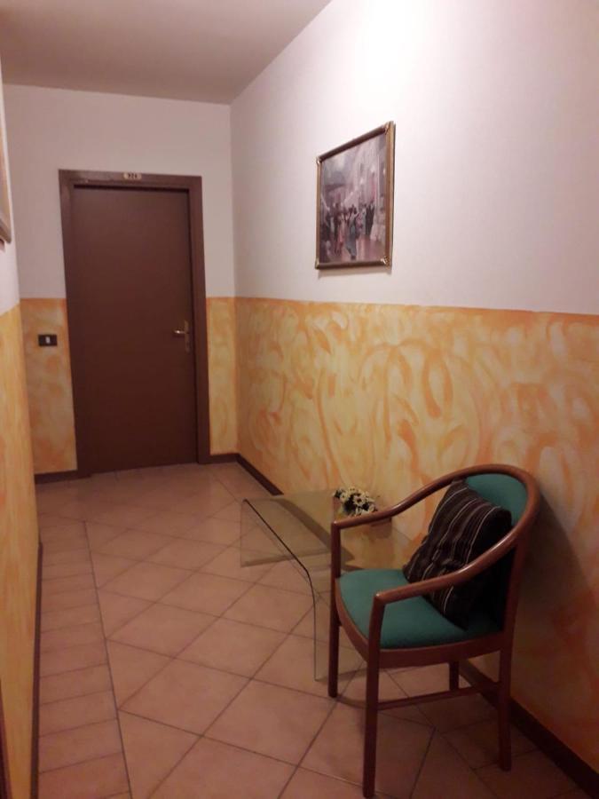 Albergo Del Turista Vernasca Exterior photo
