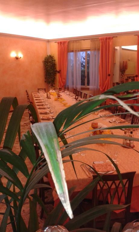 Albergo Del Turista Vernasca Exterior photo