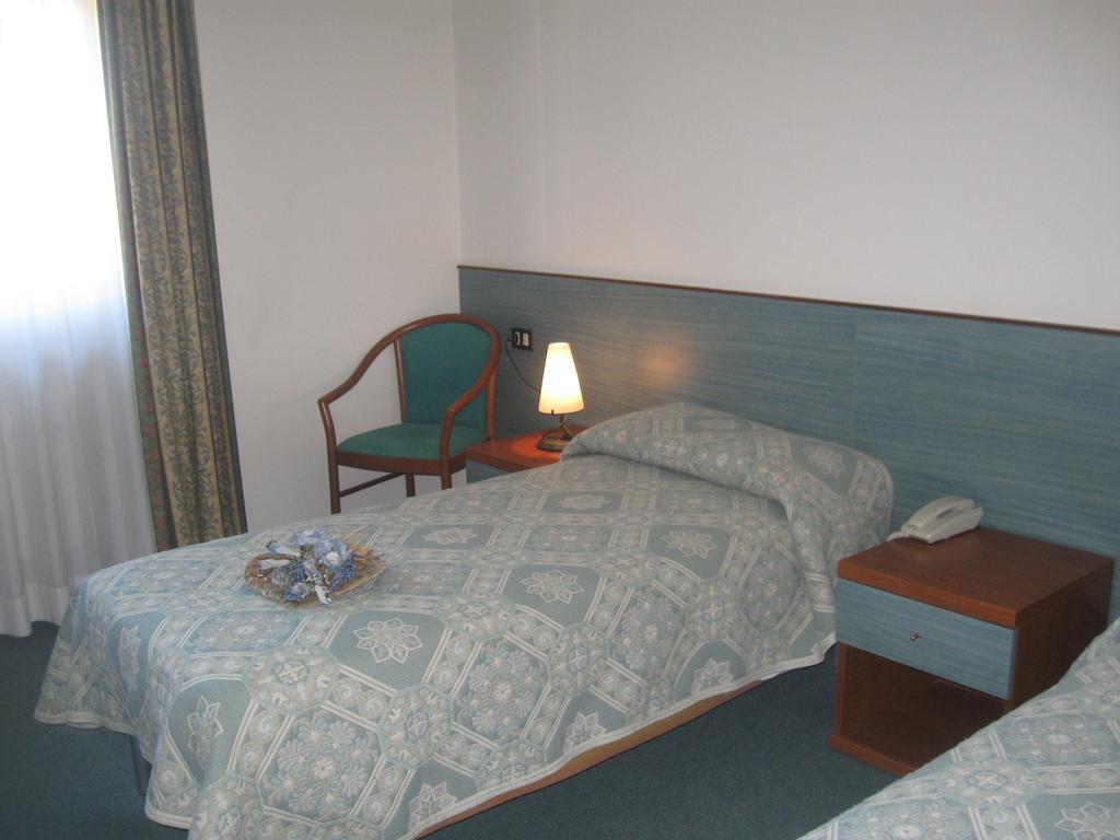 Albergo Del Turista Vernasca Room photo
